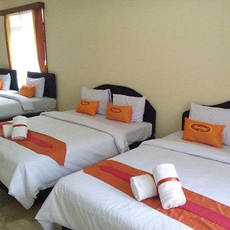 Simply Homy Guest House Pasteur Бандунг Экстерьер фото
