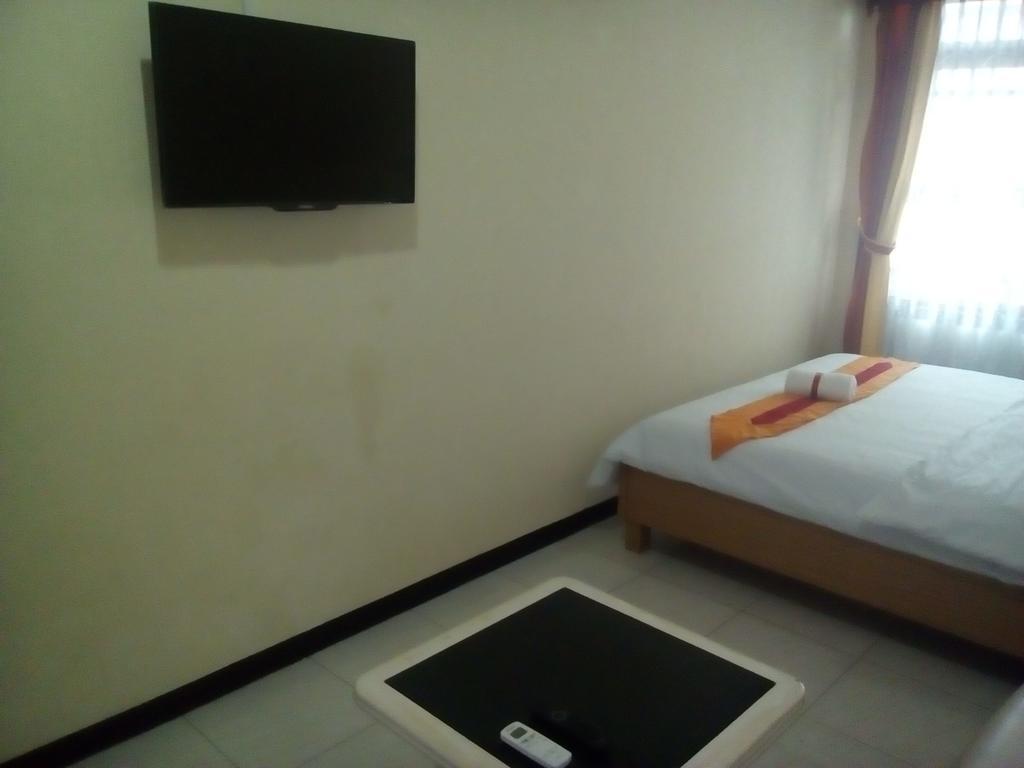 Simply Homy Guest House Pasteur Бандунг Экстерьер фото