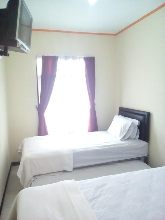 Simply Homy Guest House Pasteur Бандунг Экстерьер фото