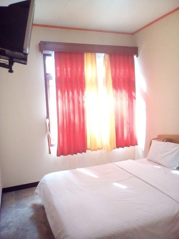 Simply Homy Guest House Pasteur Бандунг Экстерьер фото