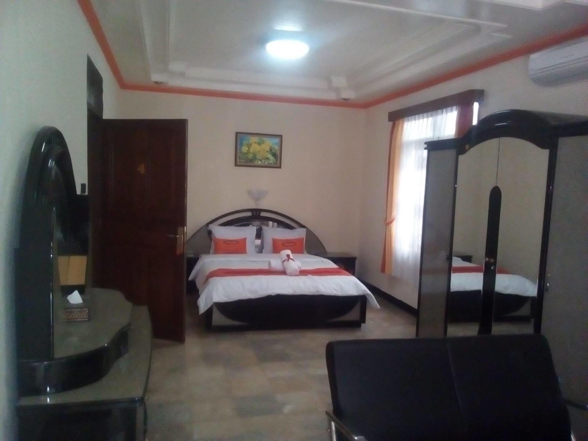 Simply Homy Guest House Pasteur Бандунг Экстерьер фото