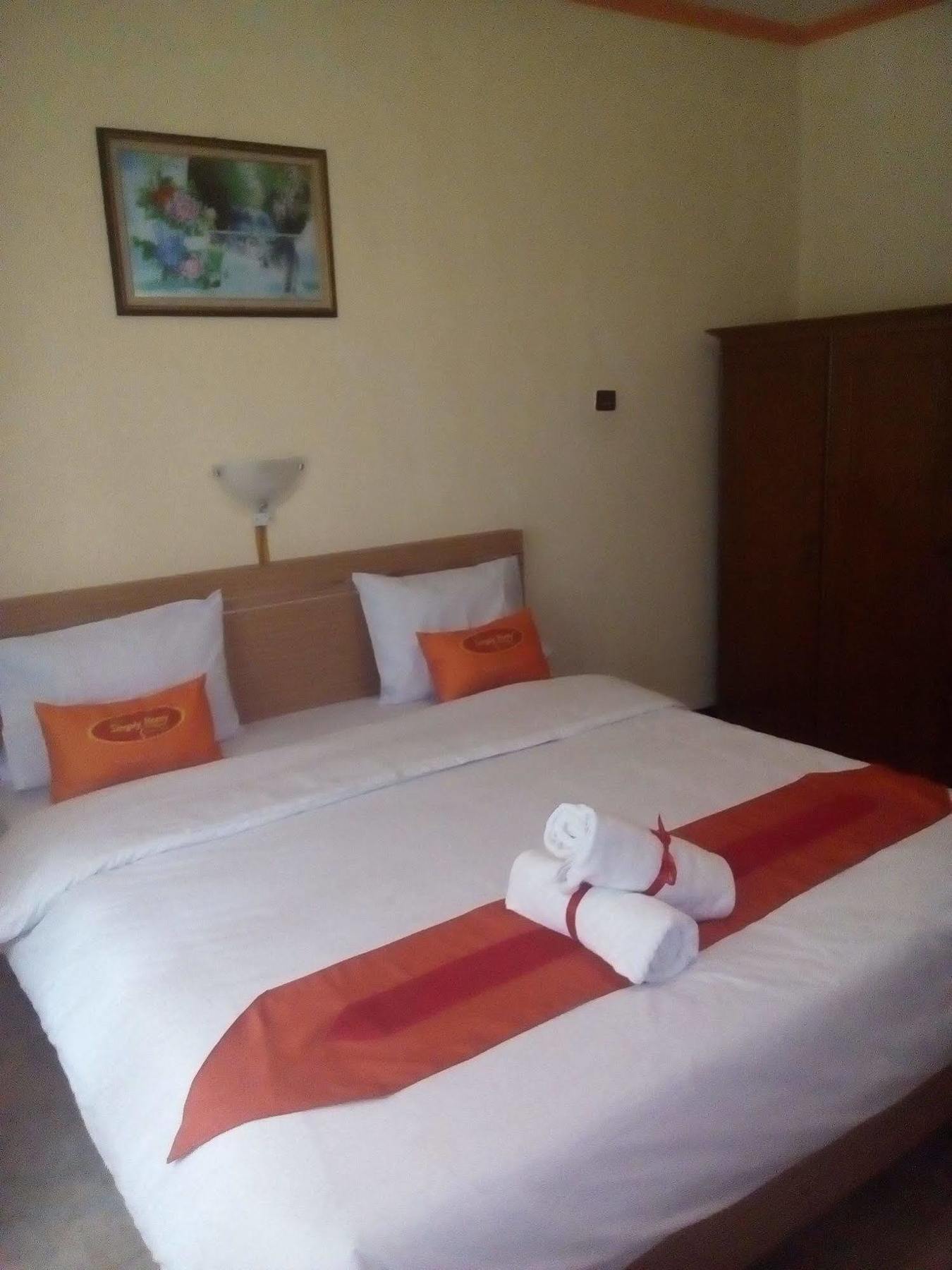 Simply Homy Guest House Pasteur Бандунг Экстерьер фото