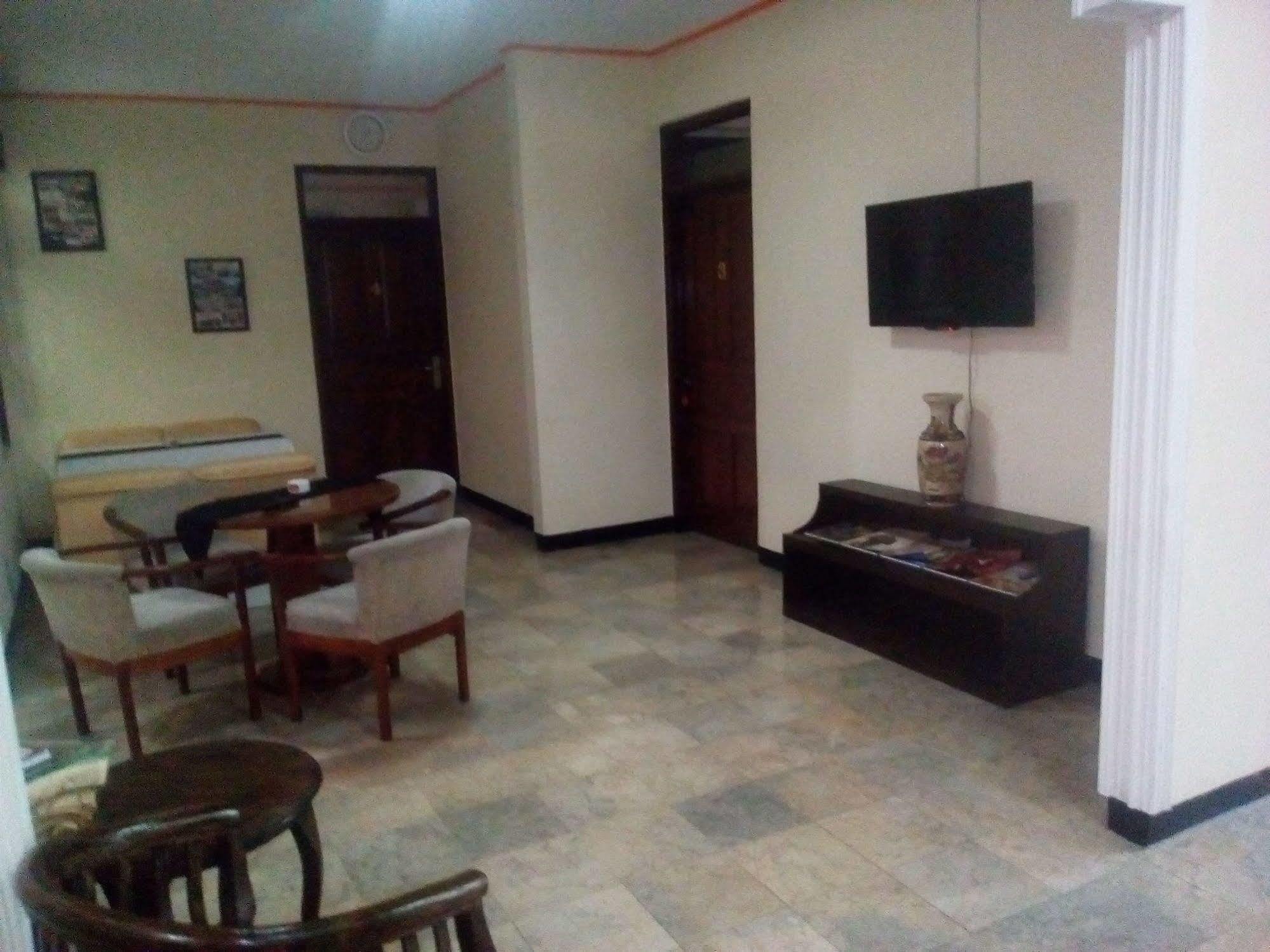 Simply Homy Guest House Pasteur Бандунг Экстерьер фото