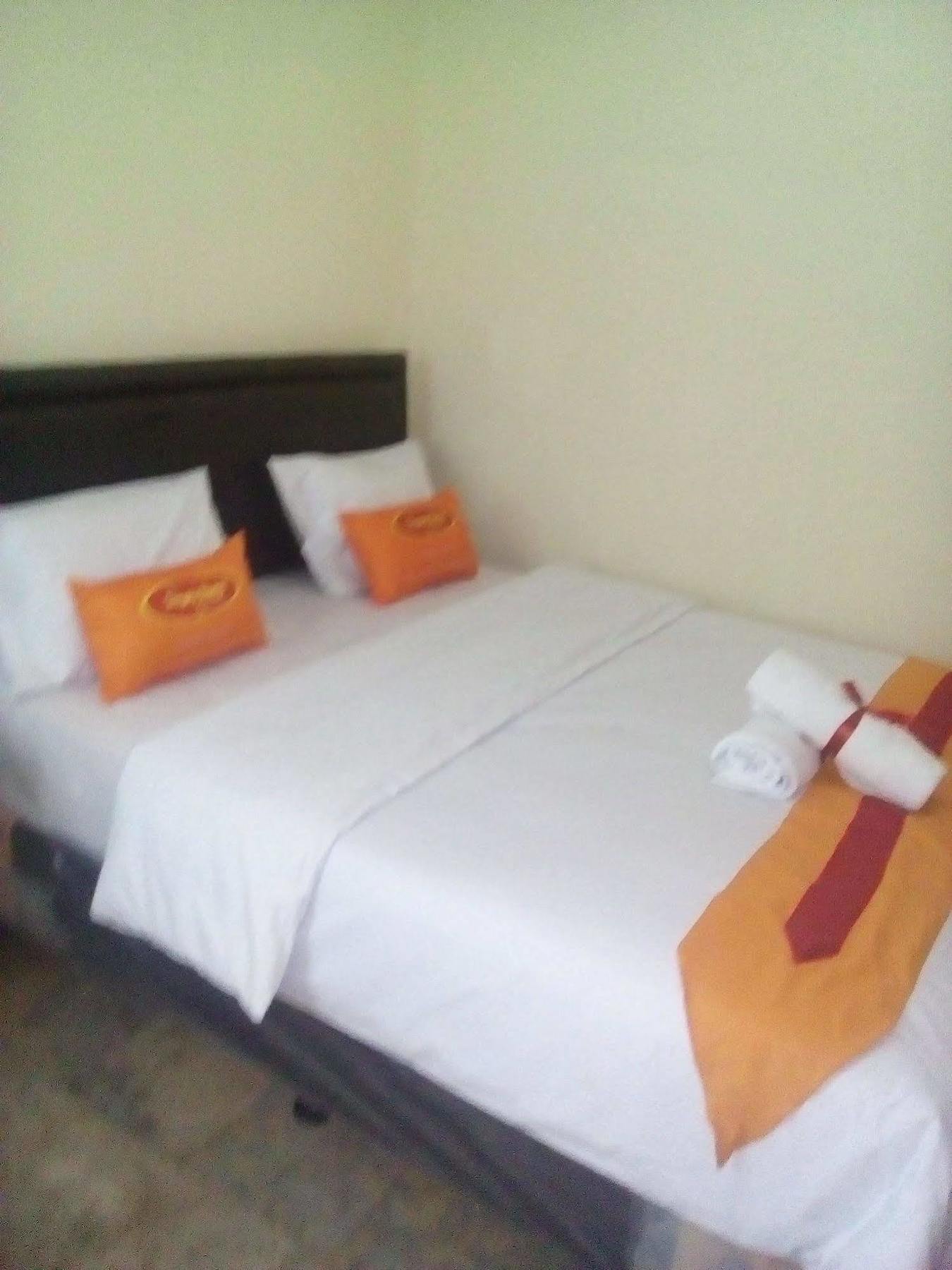 Simply Homy Guest House Pasteur Бандунг Экстерьер фото